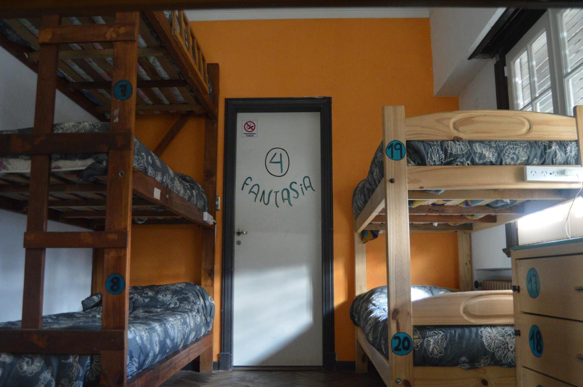 מר דל פלאטה Zeppelin Art-Hostel מראה חיצוני תמונה