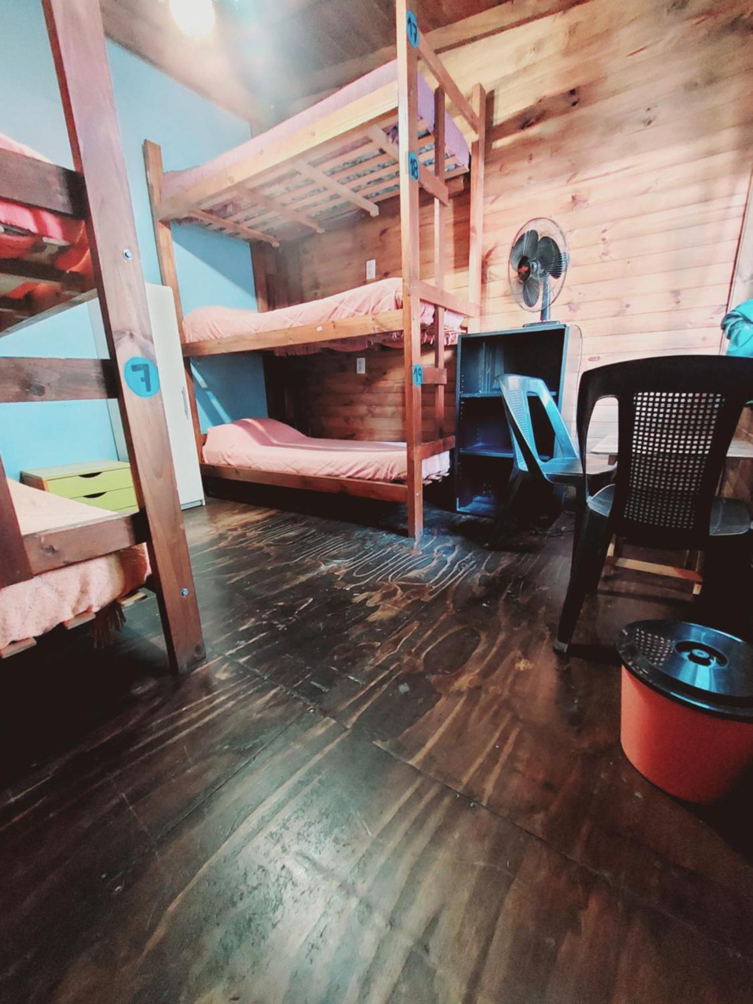 מר דל פלאטה Zeppelin Art-Hostel מראה חיצוני תמונה