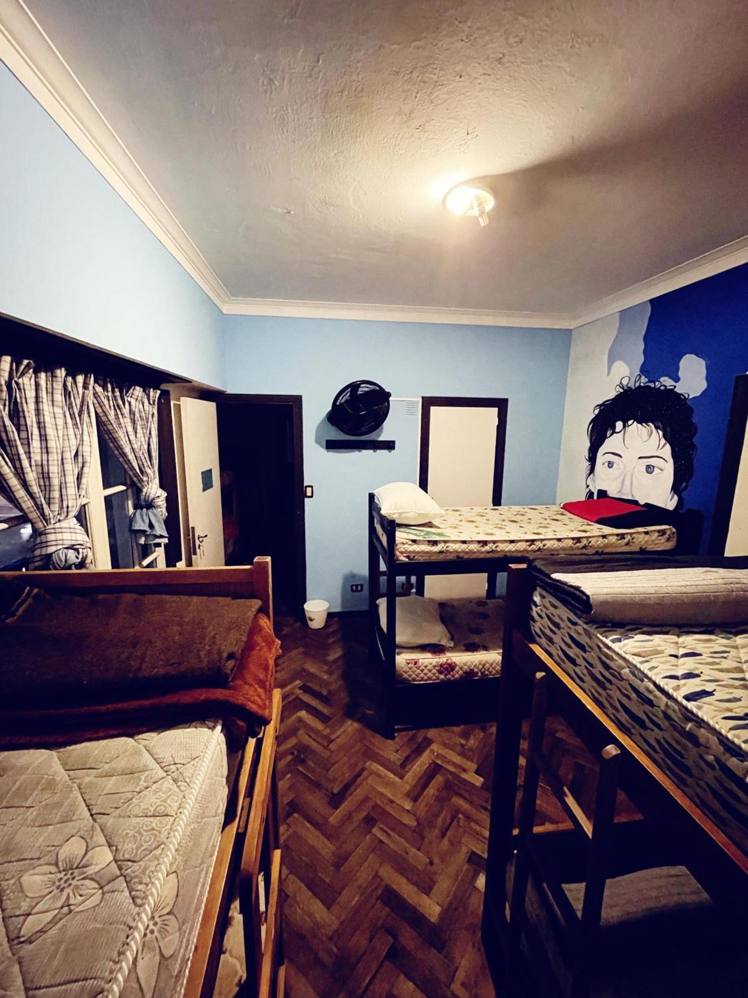 מר דל פלאטה Zeppelin Art-Hostel מראה חיצוני תמונה